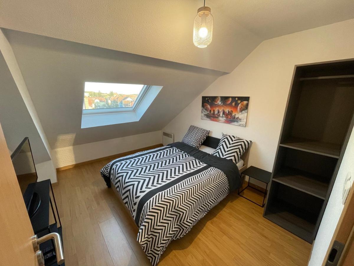 Belfort: Spacieux Avec Parking Gratuit Appartement *